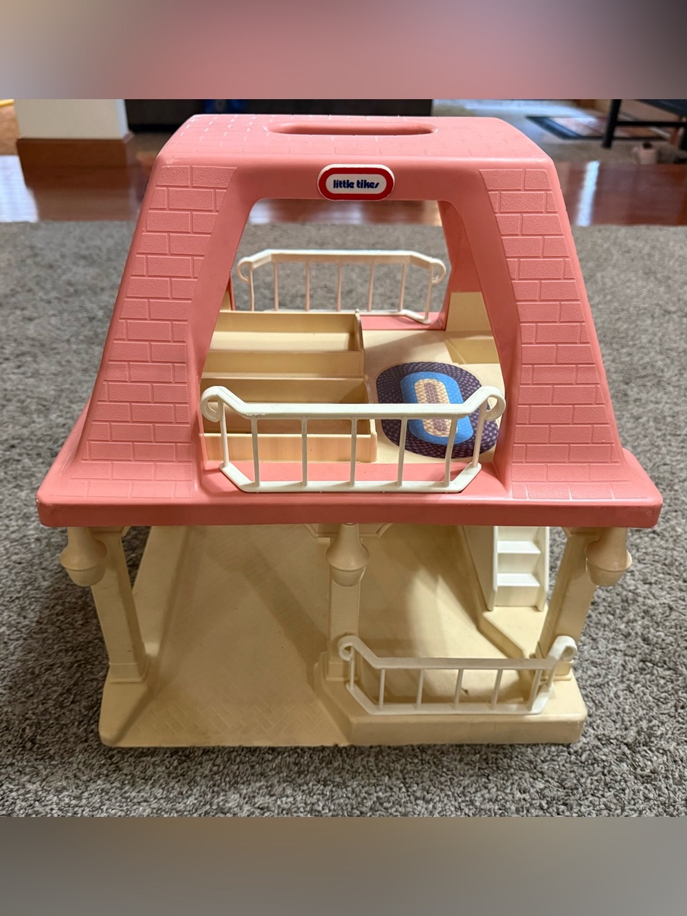 Little tikes grandmas cottage Dollhouse